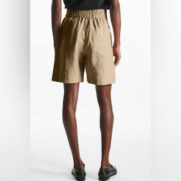 COS ELASTICSTED LINEN SHORTS - Picture 2 of 13